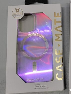 Case-Mate Iridescent Bubble Soap  MagSafe Compatible iPhone 16 Case